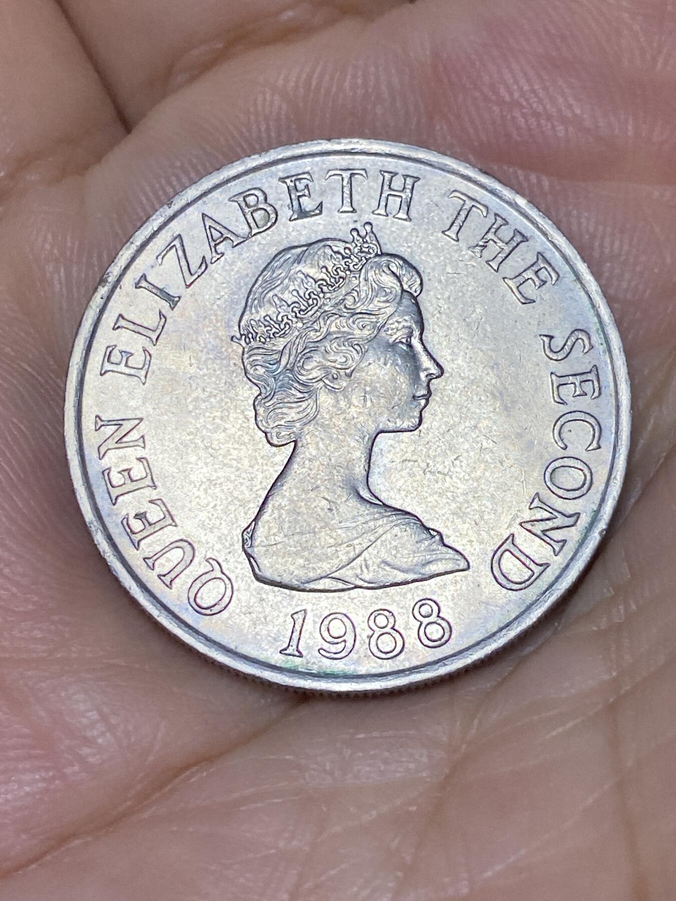2025年第七十一场(总第九十七场）外国好品散币(免佣金) 泽西岛🇯🇪1988年10便士(伊丽莎白二世中年花冠，十进制第三套第一版大尺寸版)
