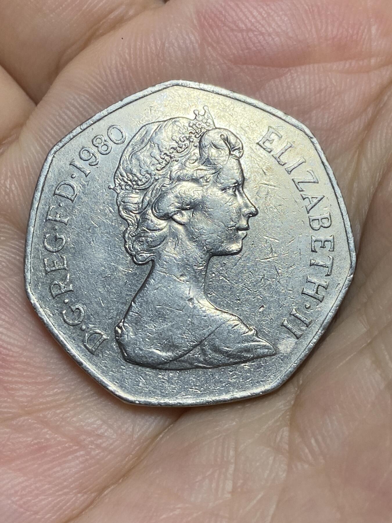 2025年第七十一场(总第九十七场）外国好品散币(免佣金) 英国🇬🇧1980年50新便士(伊丽莎白二世中年花冠，十进制第一版)