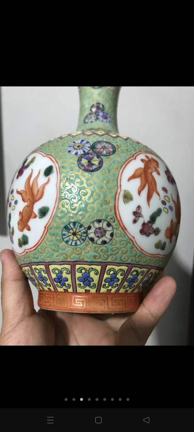 清乾隆硬粉彩开窗金玉满堂题材赏瓶！寓意吉祥如意！画工细路！发色釉水一流！全美品！