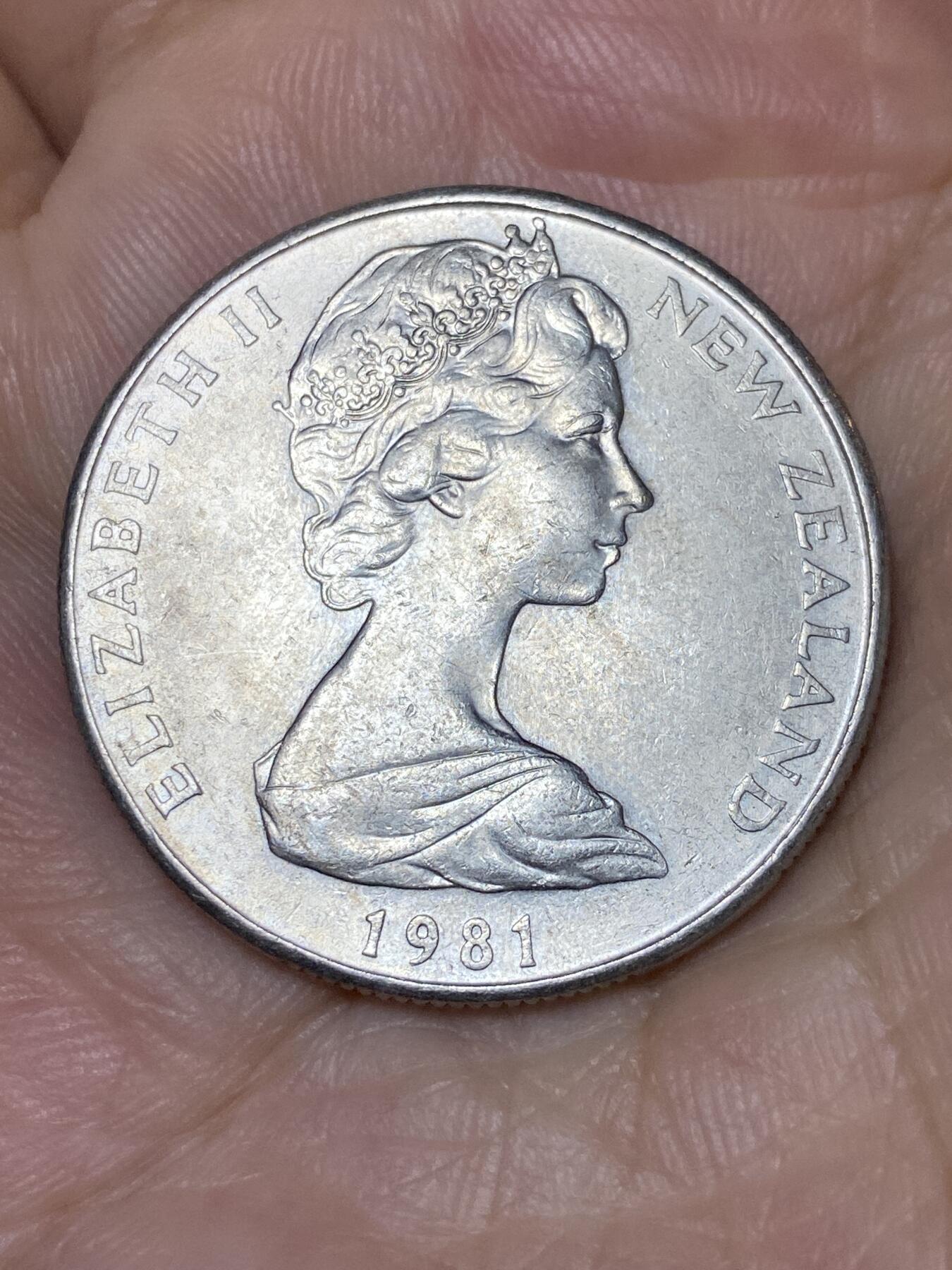 2025年第七十一场(总第九十七场）外国好品散币(免佣金) 好品–新西兰🇳🇿1981年50分(伊丽莎白二世中年花冠)