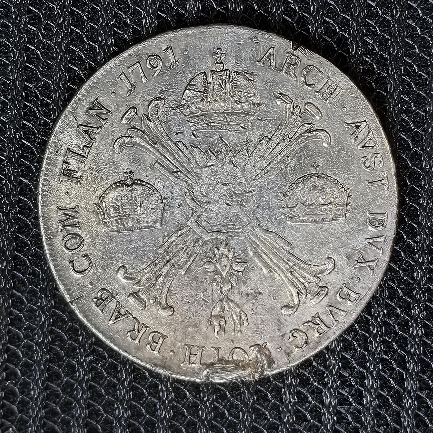 道一币馆币章第一百三十九场 有焊点 奥属荷兰1791年洛林第五任皇帝利奥波德二世1泰勒银币 