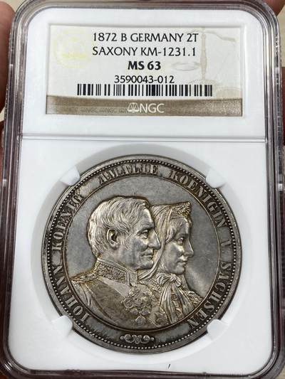 万国钱币拍卖第050期（万国五十期纪念大拍） - NGC MS63 1872年德国萨克森金婚2泰勒 经典2t关门品种 原味欧陆淡彩转光 全深打戎装胸章清晰无比 状态出众的收藏品质