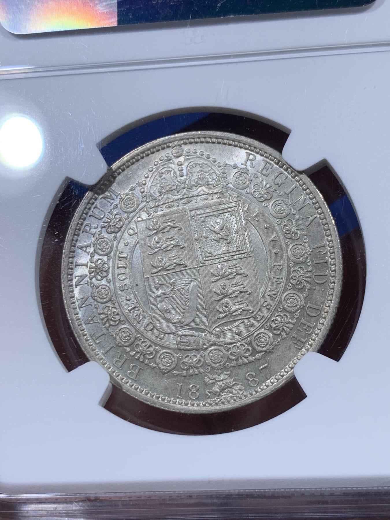《竞宝斋》第405场 周日，周一，2场连拍 （全场包邮） NGC MS62 英国1887年维多利亚高冠半克朗，深打带镜面感