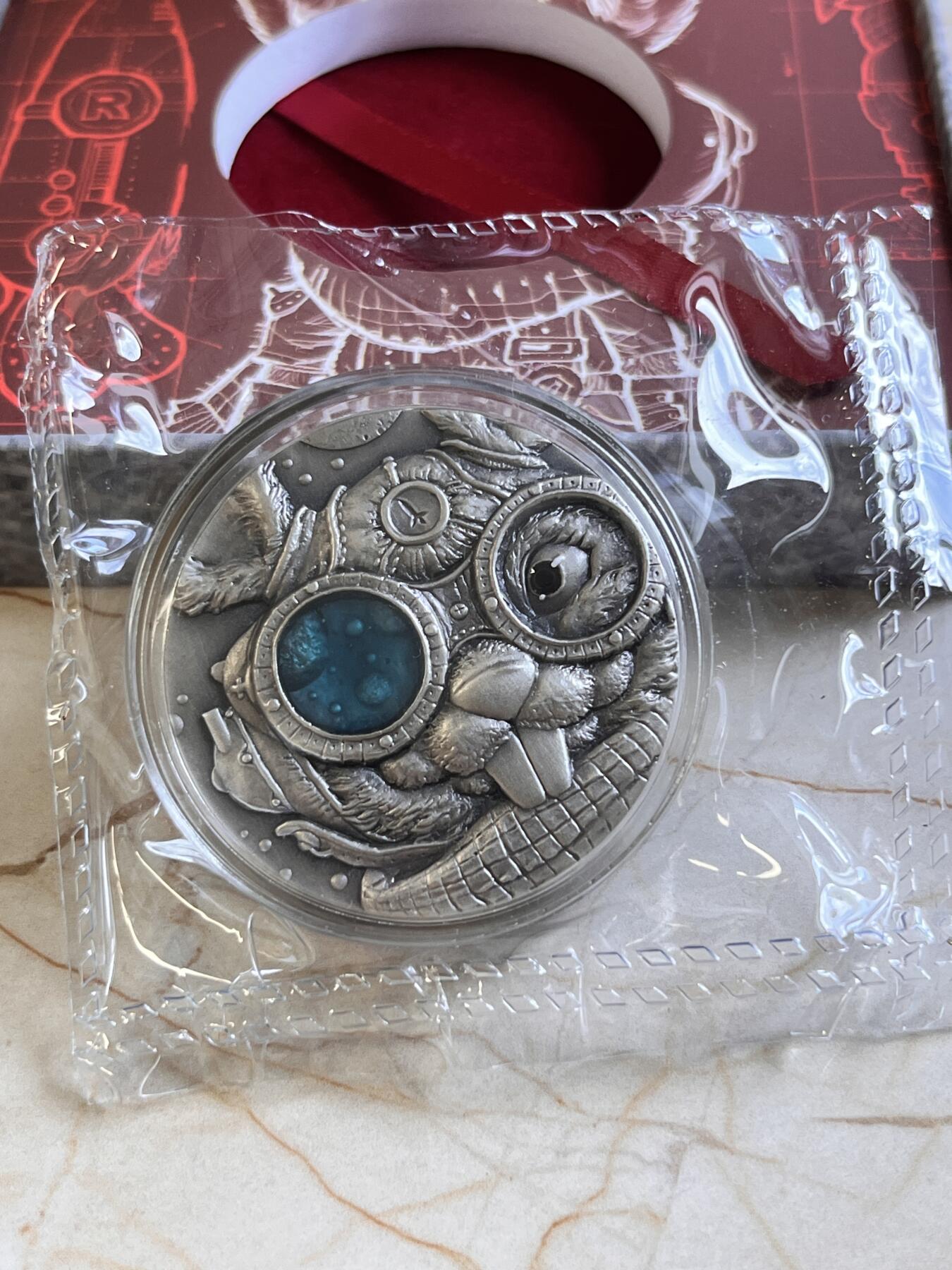 第168期拍卖【长期征集拍品】 上海造币厂中秋节航天主题火箭兔60克仿古纪念银章，999银，60克，发行10000枚