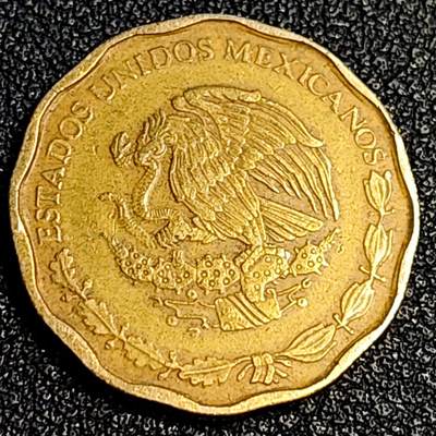 泉币菌-第64场-精品场 2001年 墨西哥50分铝青铜币 鹰蛇玛雅文化 22mm