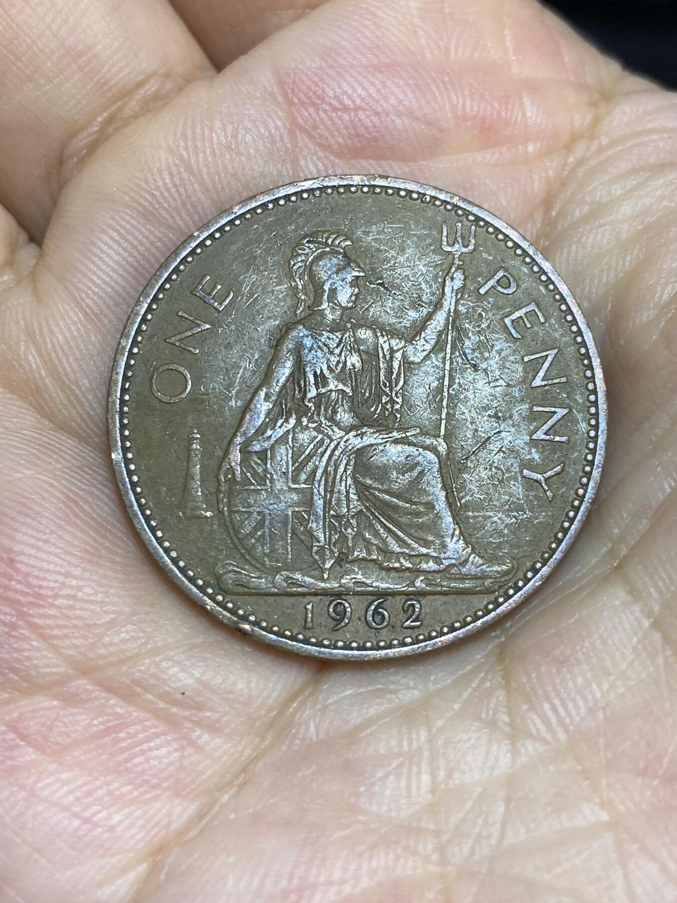 2025年第七十二场(总第九十八场）外国好品散币(免佣金) 英国🇬🇧1962年1便士(伊丽莎白二世青年桂冠第二版)