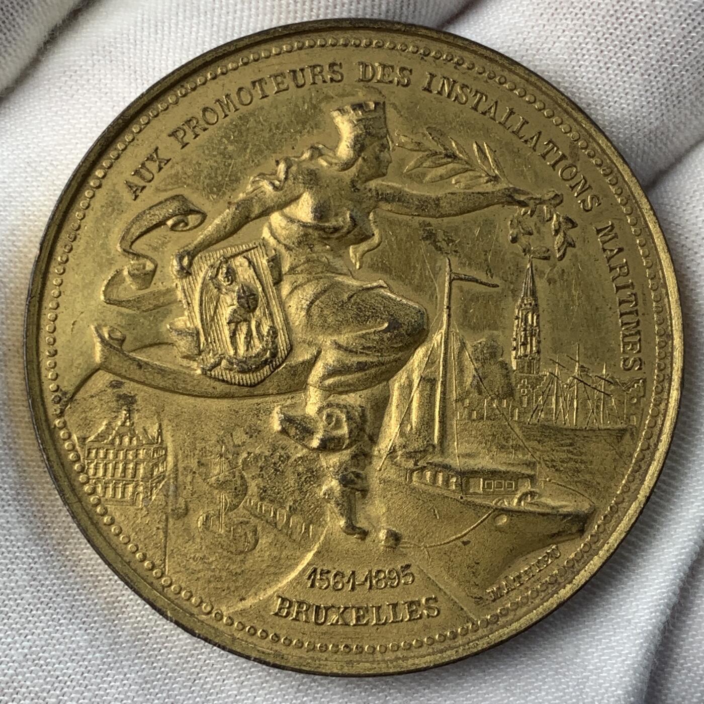 掌中浮雕-藏着的欧洲第032场 1895年布鲁塞尔海事镀金铜章 ，51mm ，52.8g