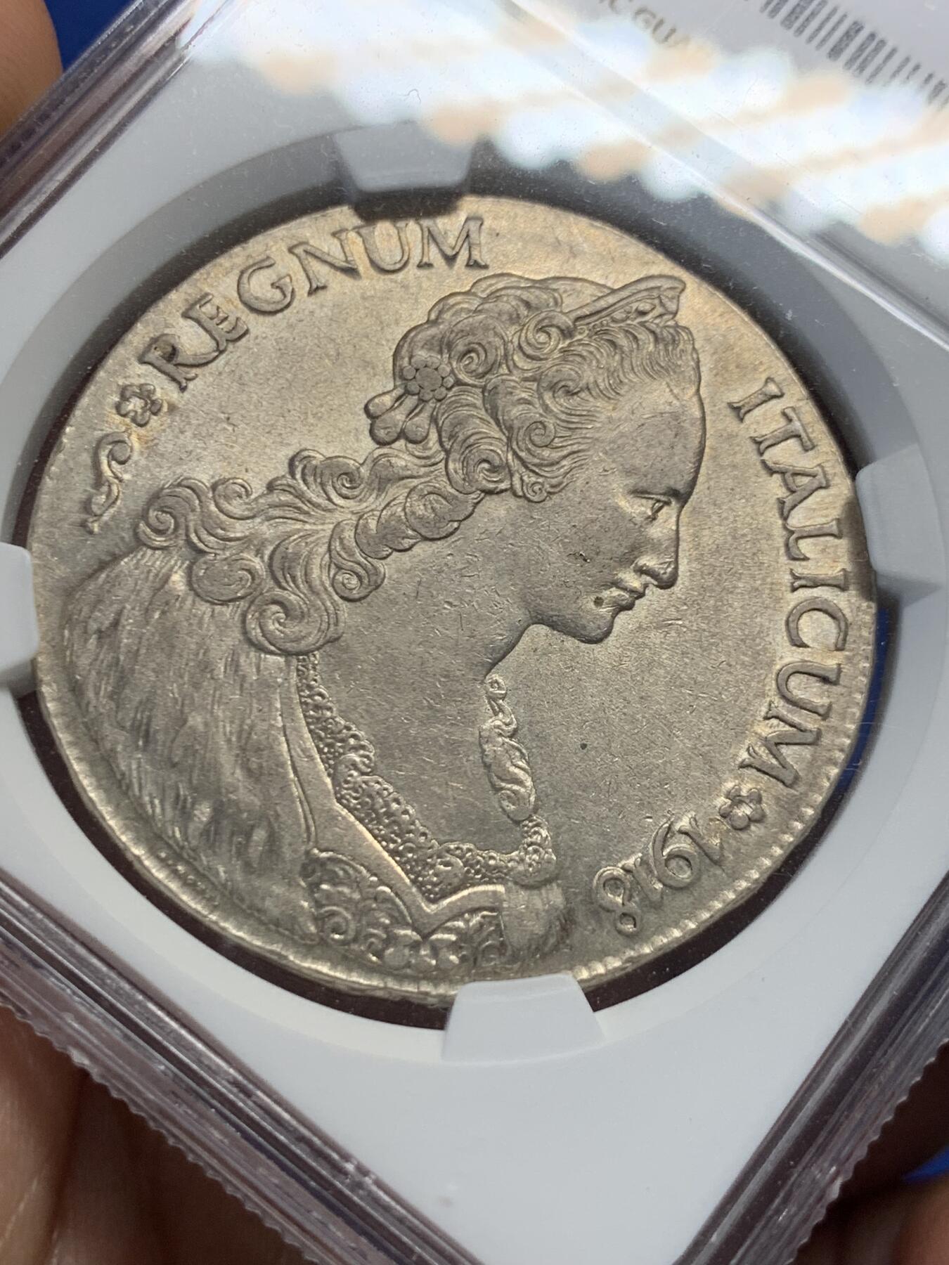 《竞宝斋》第405场 周日，周一，2场连拍 （全场包邮） NGC AU58 意属厄立特里亚 1918年特蕾莎1TALERO大银币，单年版，铸量仅有51万枚，此前63分稀奇12000元成交。此枚光度极佳，状态舒服，性价比之选