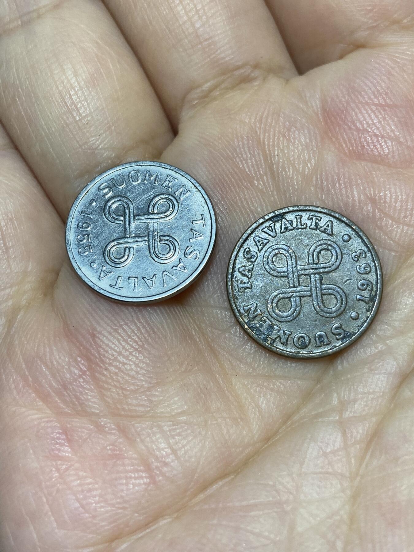 2025年第七十一场(总第九十七场）外国好品散币(免佣金) 芬兰🇫🇮2枚：1955年1马克(镀镍铁币)，1963年1盆尼(少见首发年，列宁格勒造)