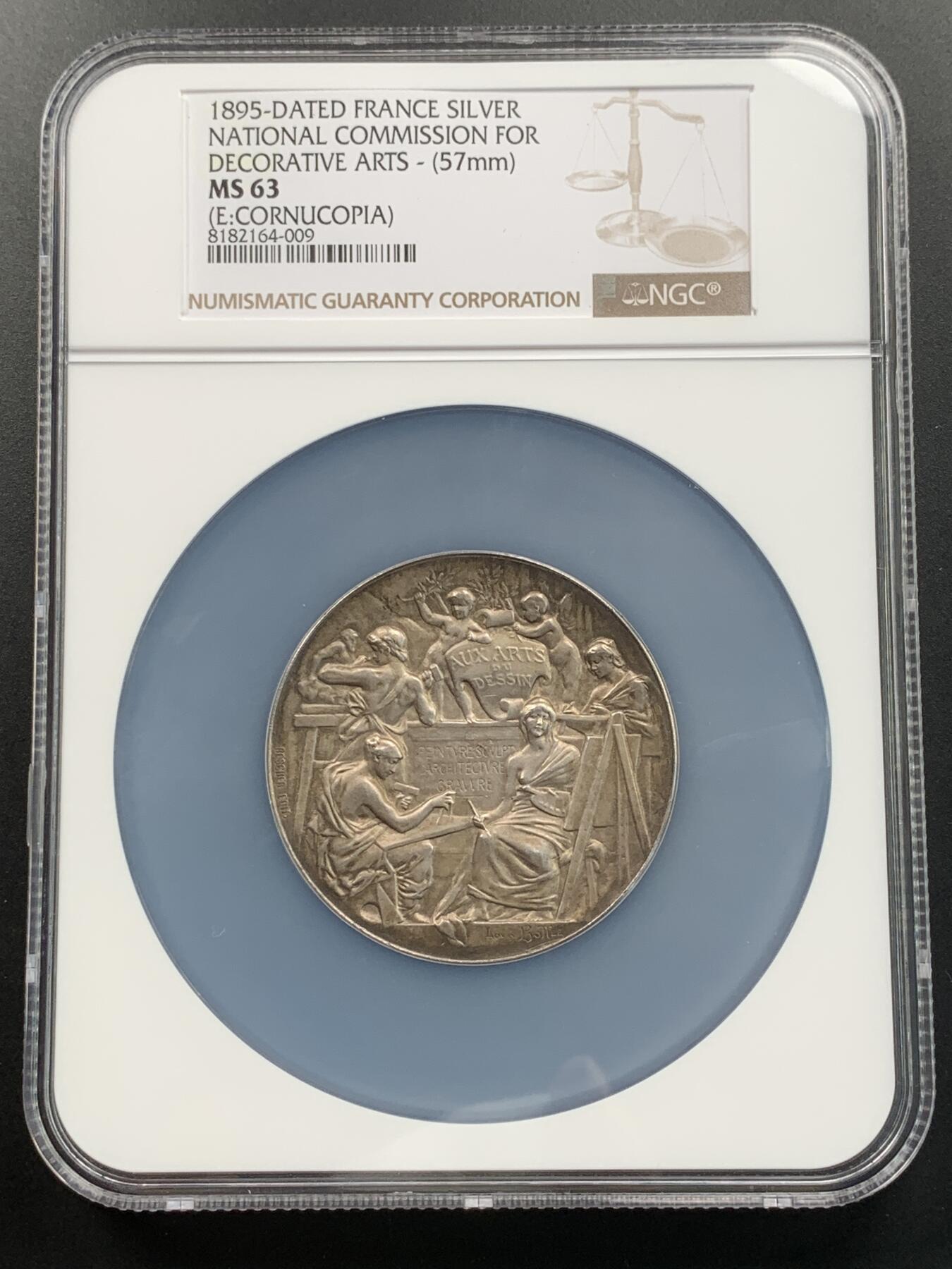 掌中浮雕-藏着的欧洲第032场 NGC MS63 ：1895年法国国立美术学院竞赛获奖银章 ，大师Bottee作品，57mm，78.8g，此题材罕见大版银章