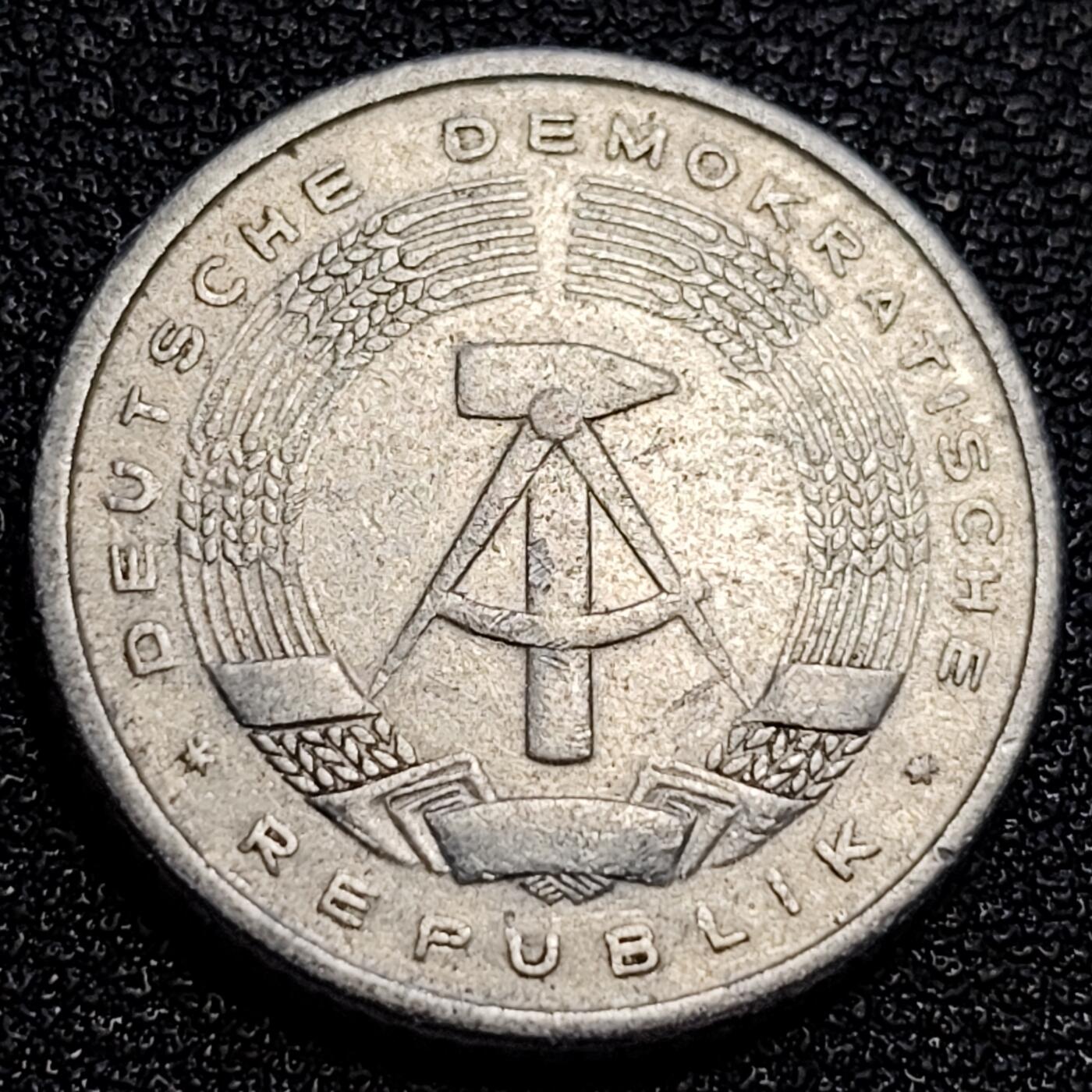 泉币菌-第63场-精品场 东德民主德国 1958年50芬尼铝币硬币A厂 23mm 