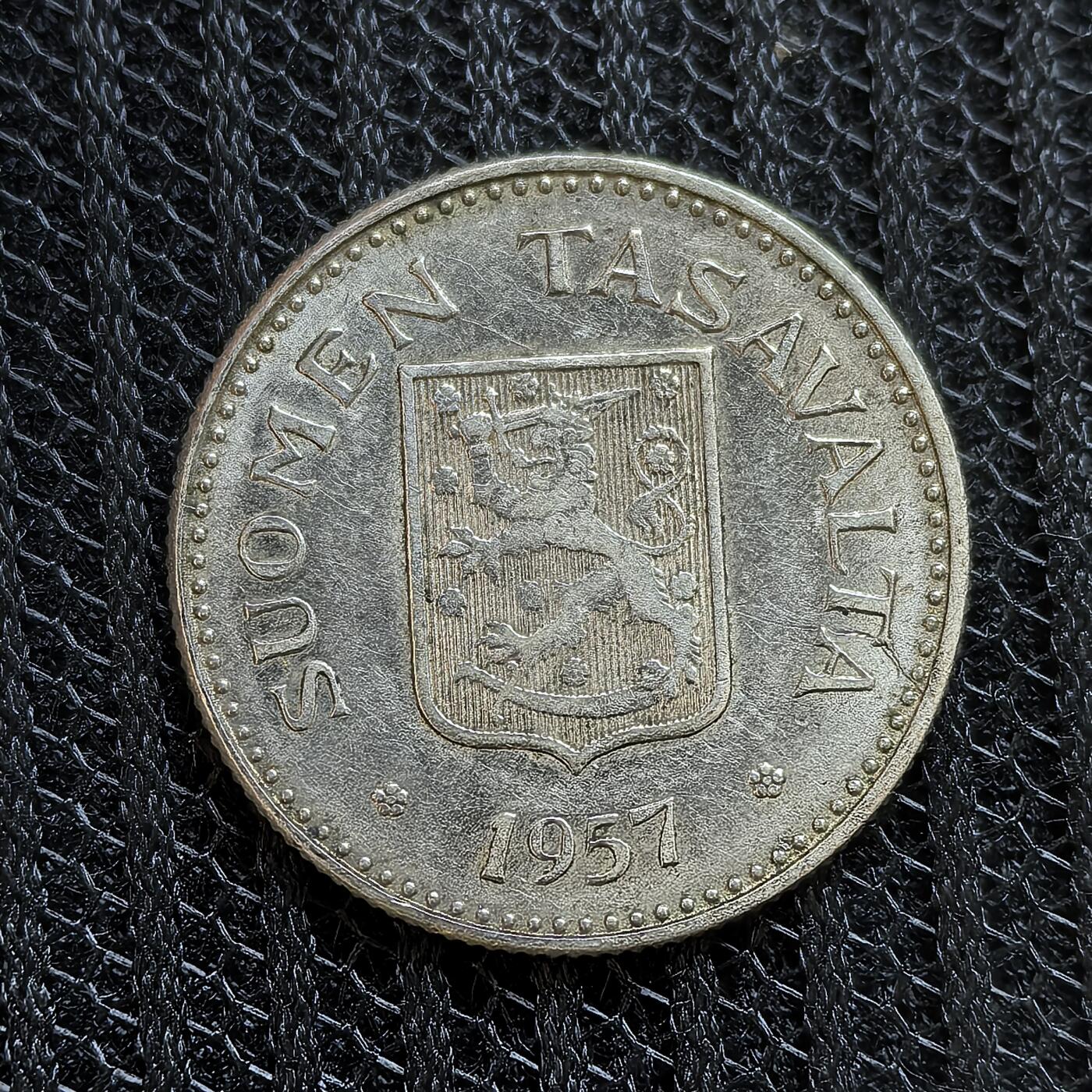 道一币馆币章第一百三十九场 芬兰1957年盾徽200马克银币  8.3g 500s