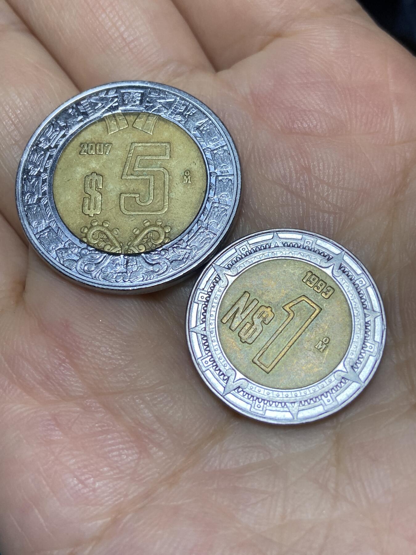 2025年第七十一场(总第九十七场）外国好品散币(免佣金) 墨西哥🇲🇽2枚：1993年1比索(早期版本货币符号前带N)，2007年5比索