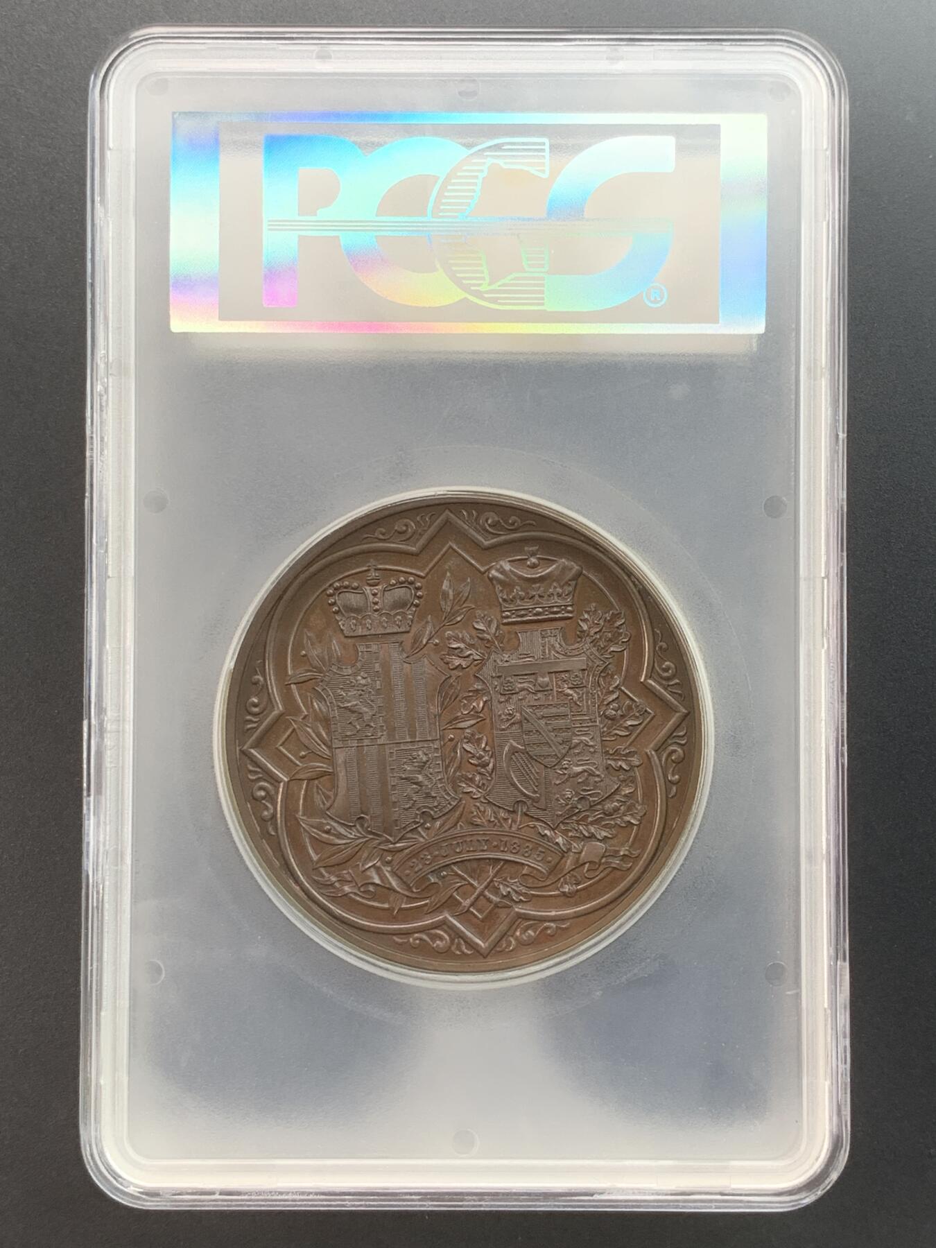 掌中浮雕-藏着的欧洲第032场 PCGS SP63 ：1855年英国维多利亚女王最小的女儿比阿特丽斯公主与巴腾堡的亨利王子大婚铜章，64mm，皇室婚礼，官方发行