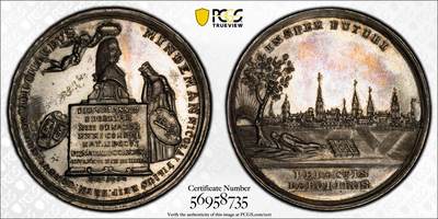 万国钱币拍卖第050期（万国五十期纪念大拍） - PCGS SP62 1781年德国不莱梅沃尔查德·明德曼逝世纪念大银章 原味淡玫瑰红包浆轻微点缀在镜面底板 对着光线旋转时出现晚霞般绚丽多彩的七色彩光 18世纪不莱梅郊区城市景观仅见品种 沃尔查德·明德曼半身像基座上为其生卒年份 小天使手持桂冠 不莱梅女神化身哭泣的送葬者 国内首拍品种 PCGS唯一冠军分 44.48MM 29.79G