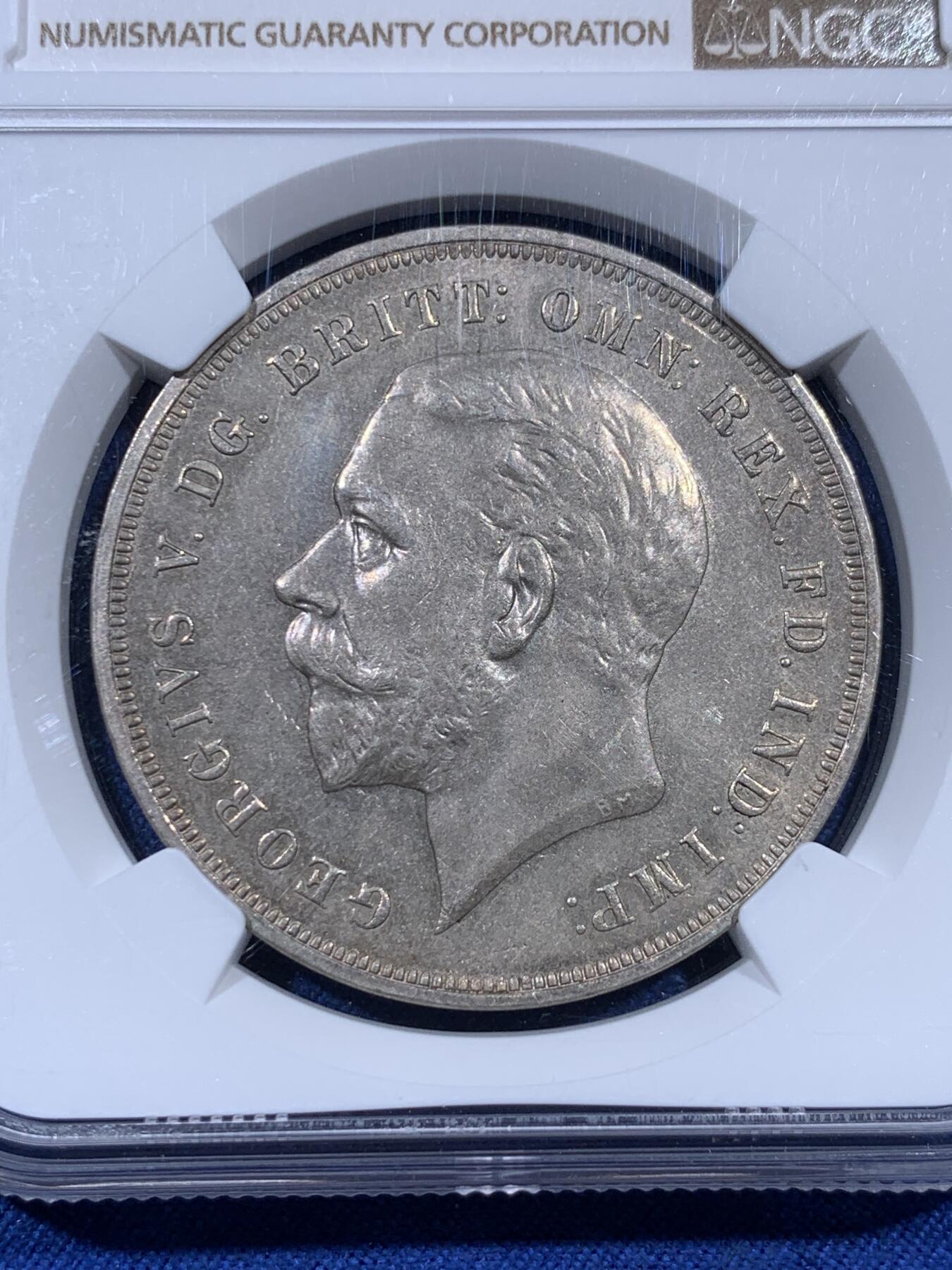 《竞宝斋》第405场 周日，周一，2场连拍 （全场包邮） NGC MS64 英国1935年乔治五世1克朗马剑银币