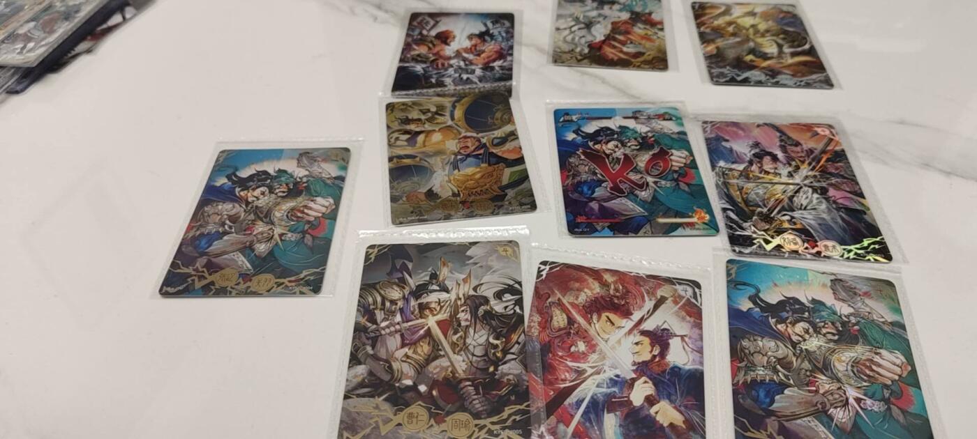 秋原瞳的小店第十八期（雨后夏天的那个傍晚🌆，泥土，青草，小青虾） 卡游三国对决卡原膜10张一套包括隐藏ko