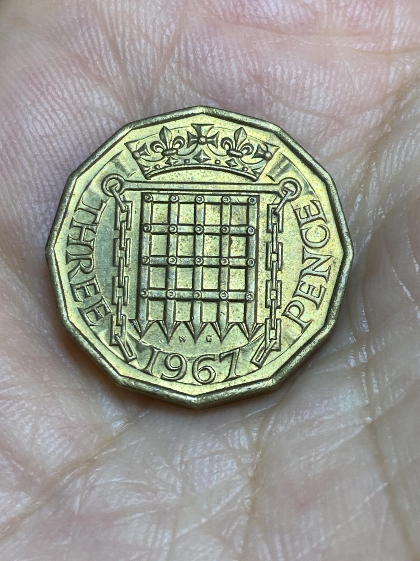 2025年第七十二场(总第九十八场）外国好品散币(免佣金) 英国🇬🇧1967年3便士(伊丽莎白二世青年桂冠，第二版普制币关门年)