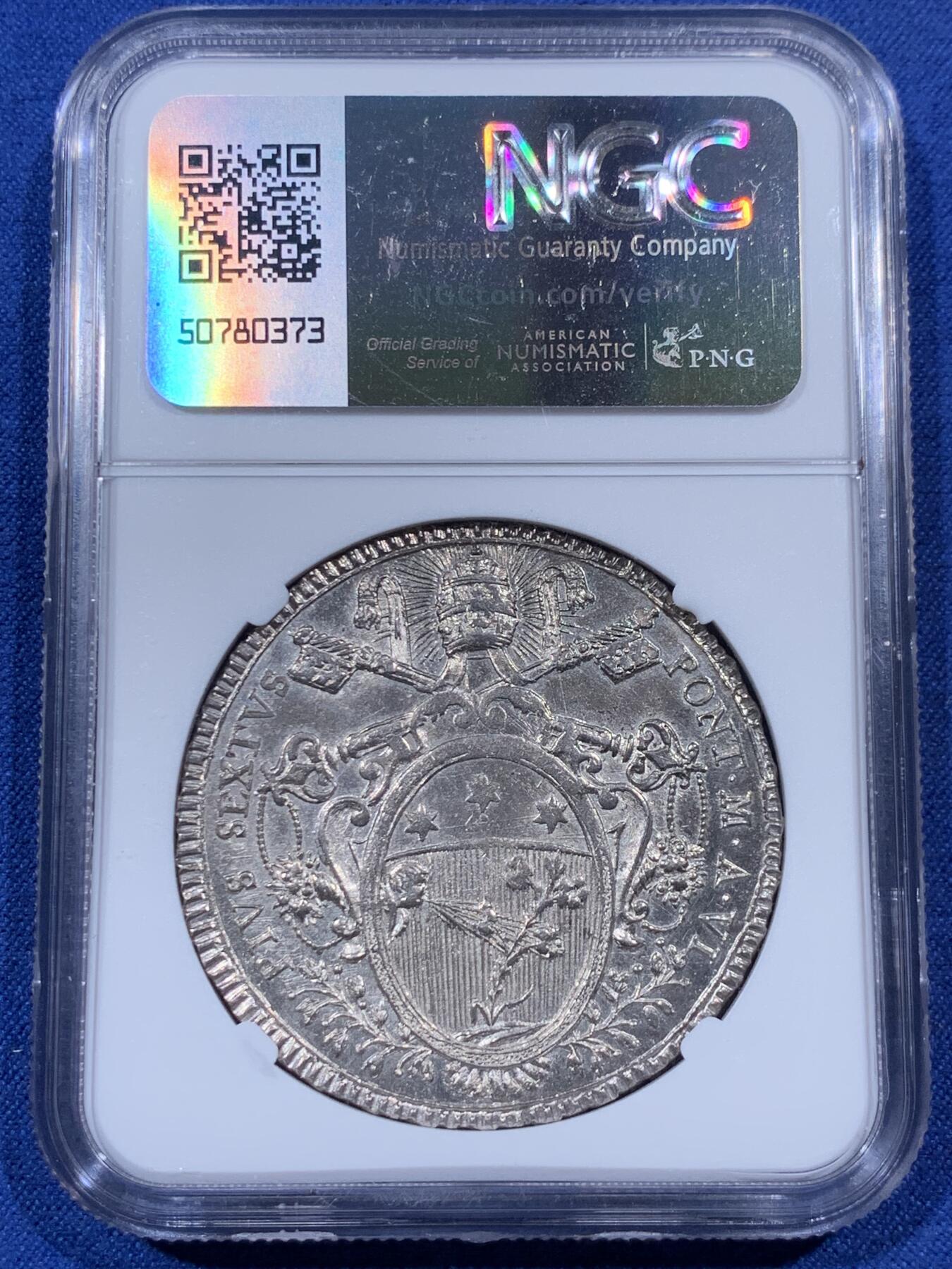 《竞宝斋》第405场 周日，周一，2场连拍 （全场包邮） 冠军分 NGC MS63 教皇国 庇护六世 1780年 1 斯库多 银币 原光底板 独年顶级状态 日常所见VF-XF为主 63分可遇不可求
