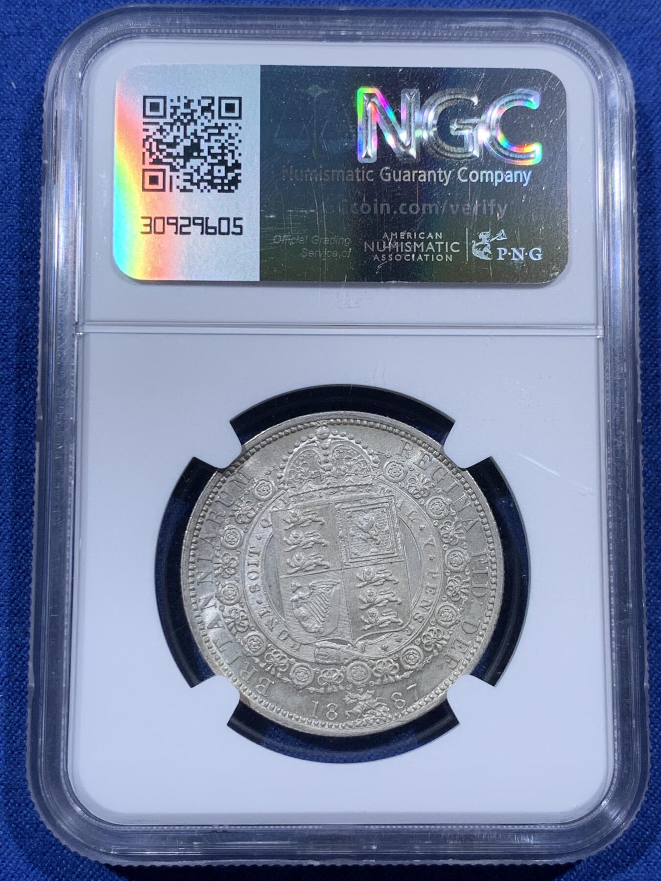 《竞宝斋》第405场 周日，周一，2场连拍 （全场包邮） NGC MS62 英国1887年维多利亚高冠半克朗，深打带镜面感