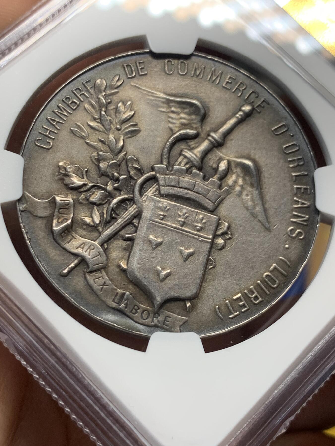 《竞宝斋》第405场 周日，周一，2场连拍 （全场包邮） NGC MS62 法国奥尔良商会银质清凉章，美章，39mm，丰饶角。