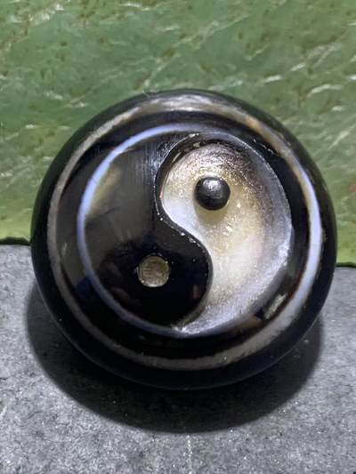 精品冰飘药师玛瑙手工雕刻太极阴阳鱼随形板珠（背云）一颗 - 精品冰飘药师玛瑙手工雕刻太极阴阳鱼随形板珠（背云）一颗