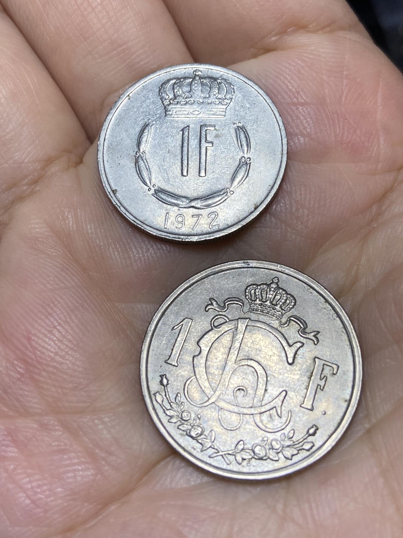 2025年第七十一场(总第九十七场）外国好品散币(免佣金) 卢森堡🇱🇺2枚：1972年1法郎，1946年1法郎