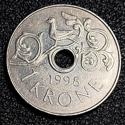 泉币菌-第64场-精品场 - 挪威1998年 1克朗硬币 哈拉尔五世皇冠 中孔铜镍币 21mm