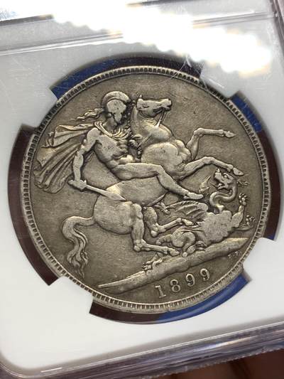 《竞宝斋》第406场 周日，周一，2场连拍 （全场包邮） NGC VF35 英国1899年维多利亚披纱马剑大银币