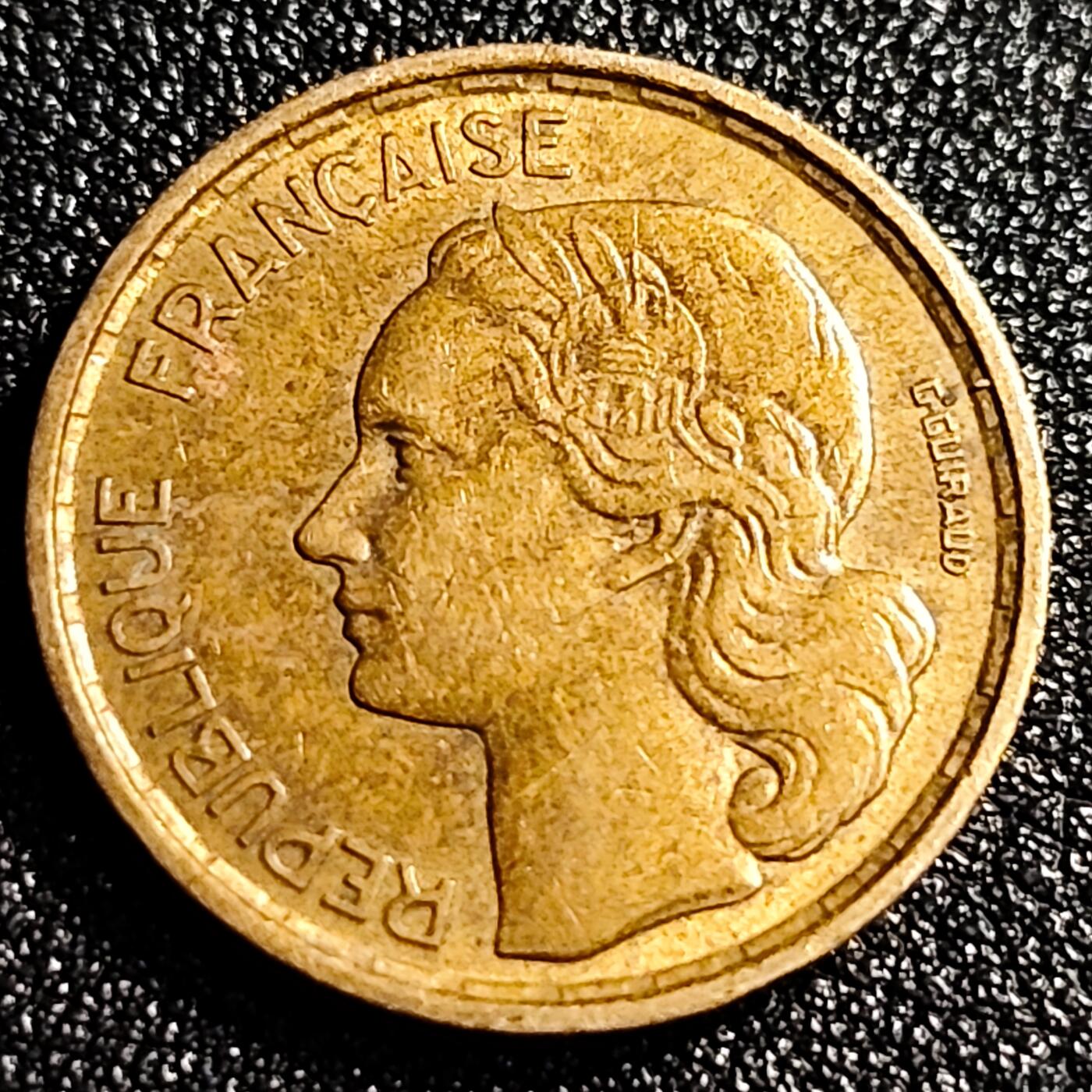 泉币菌-第66场-精品场 1952年 法国10法郎铜币 高卢雄鸡 20mm