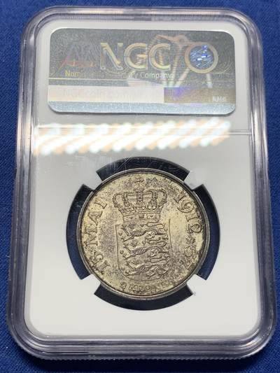 《竞宝斋》第406场 周日，周一，2场连拍 （全场包邮） NGC MS62 丹麦1937年登基25周年2克朗纪念币