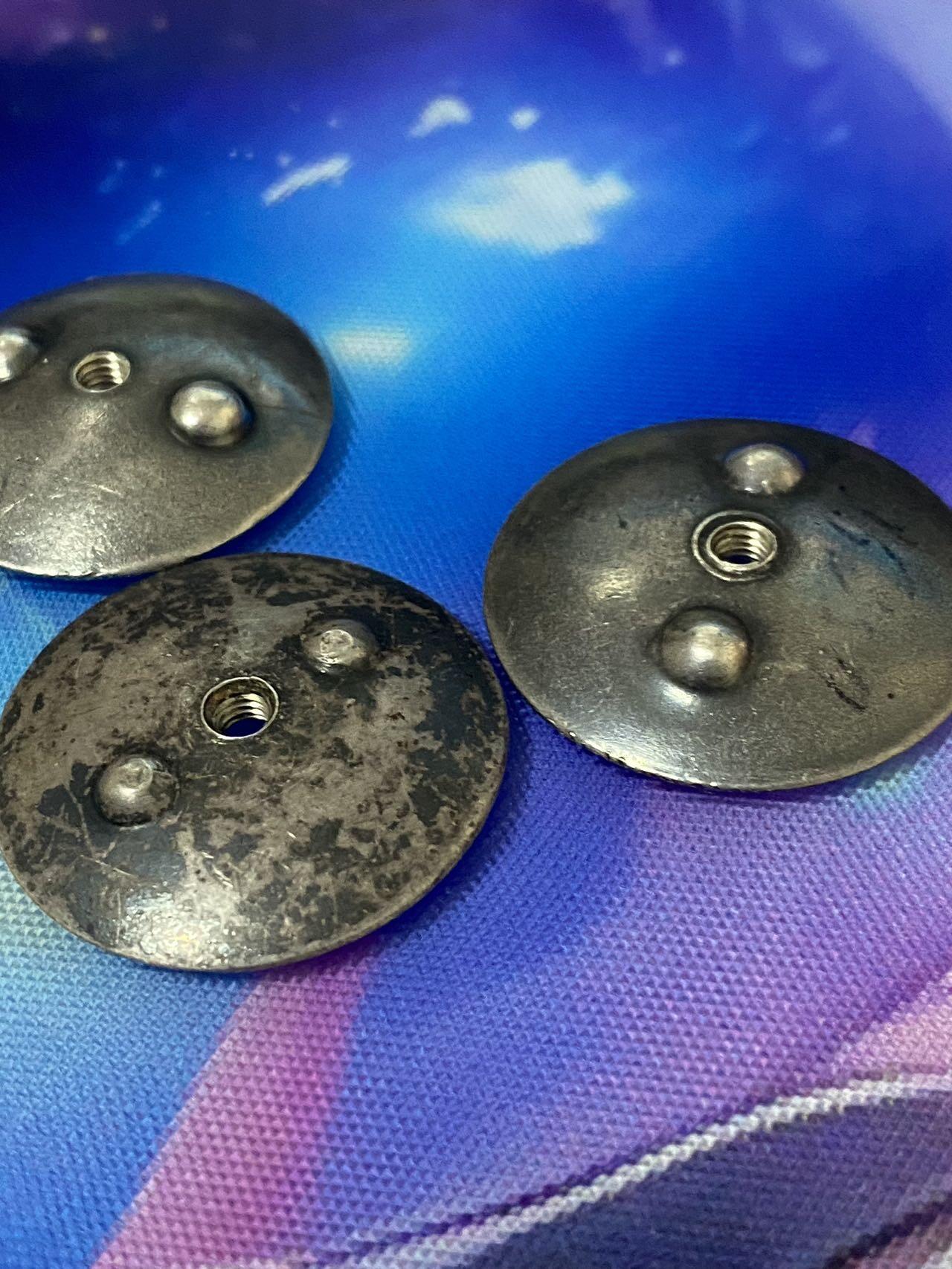 苏联勋章拍卖 8月6日结束 本次有抗美援朝苏联飞行员红旗 击落佩刀F86战机的红旗参拍 机不可失失不再来 找不到的加我qq或者微信都是184277308备注苏章拍卖。最好加微信群每次都会通知还有提前可以一口价的 最近会持续拍卖一些东西。