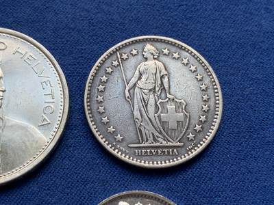 《竞宝斋》第406场 周日，周一，2场连拍 （全场包邮） 四枚一组 瑞士银币 1/2、1、2、5法郎 3枚曝光，1枚早期品种。