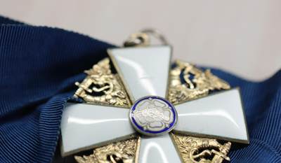 大猫徽章拍卖 第275期 芬兰 指挥官一级白玫瑰勋章 银制带标 少见早期1948银标 一般授予武装部队将官、部级秘书长等