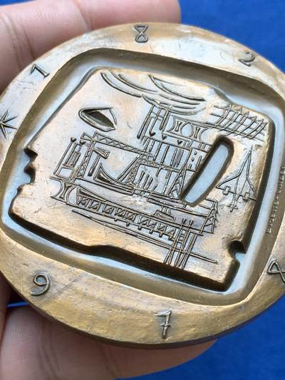 《竞宝斋》第406场 周日，周一，2场连拍 （全场包邮） 法国维里塔斯局成立150周年纪念铜章 246.8克 71.8mm 1977 丰饶角铜标