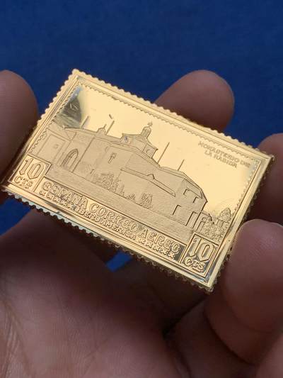 《竞宝斋》第406场 周日，周一，2场连拍 （全场包邮） 西班牙邮政发行美洲探索系列-塞维利亚1930年拉丁美洲展览  925银镀金邮票 35.48克 34*49mm