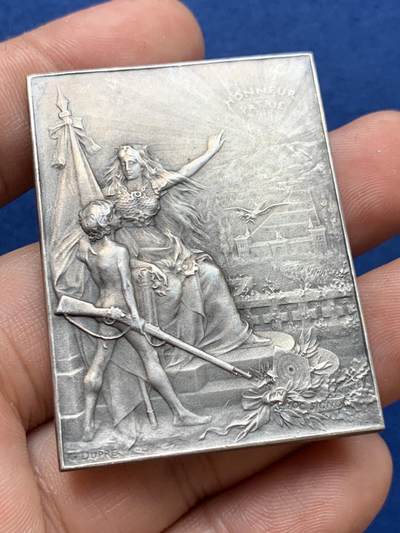 《竞宝斋》第406场 周日，周一，2场连拍 （全场包邮） G . Dupre 法国射击联合会镀银铜章 法国新艺术 乔治杜普雷，品相佳。尺寸：50.7 × 38 mm ，重：40.7g