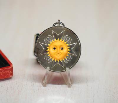 大猫徽章拍卖 第275期 德意志国 银级雄鹰奖章 银制带标带原盒 早期哥特字体 授予对国社事业有贡献的外国人 稀少