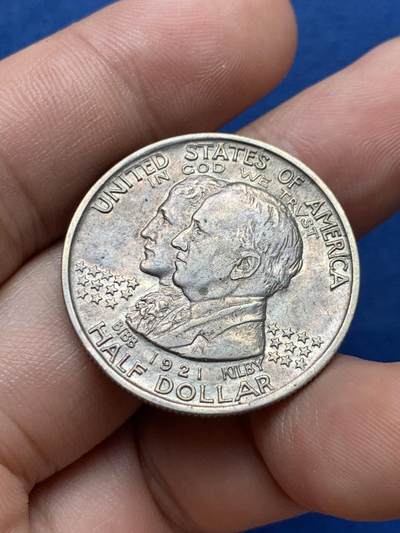 《竞宝斋》第406场 周日，周一，2场连拍 （全场包邮） 美国1921年亚拉巴马州纪念50美分银币 稀少品种铸量不足六万 带光品相细节好 AU50官方估价150刀