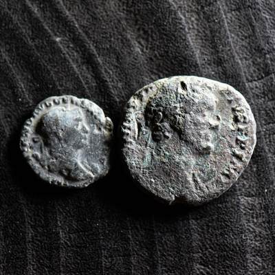 【良泉】第36期【直播场】8月21日晚19.30点开拍！173组，西方古代钱币、杂项专场 -  【藏家出品D】【古罗马】图拉真铅铜币+安东尼·庇护阿斯铜币，总重12.97克