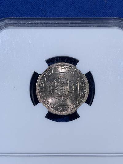 《竞宝斋》第406场 周日，周一，2场连拍 （全场包邮） NGC MS65 澳门1952年五毫镍币，转光强烈，配套佳品。