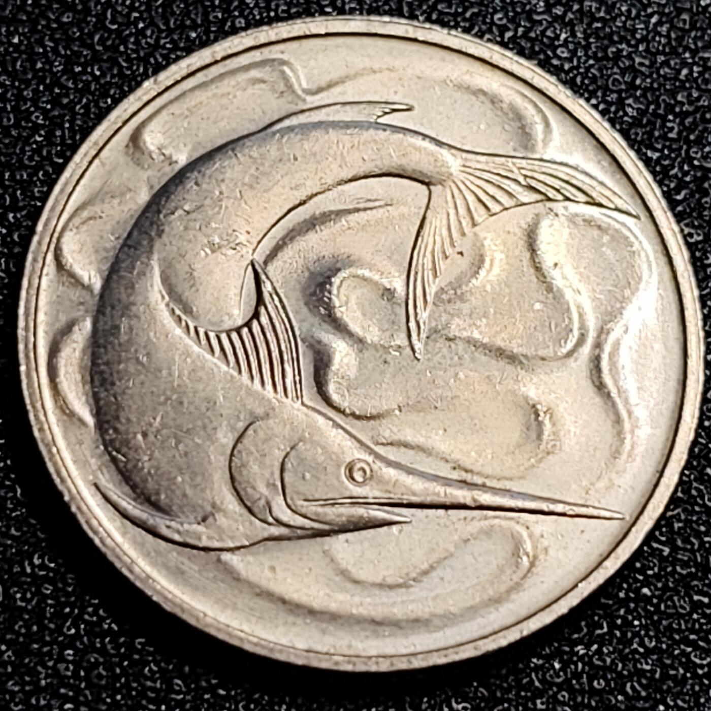 泉币菌-第67场-精品场 原光美品 高币值 1976年 新加坡20分 海洋动物-剑鱼 24mm 