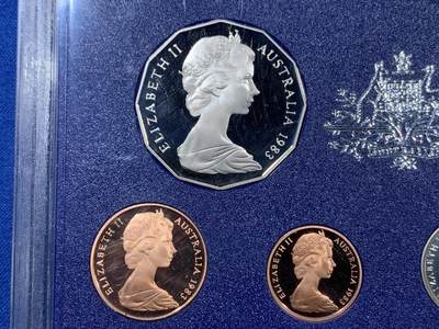 《竞宝斋》第406场 周日，周一，2场连拍 （全场包邮） 澳大利亚1983年官方精制套币