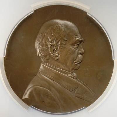 掌中浮雕-藏着的欧洲第032场 - PCGS SP63 ：1898年德国铁血宰相俾斯麦逝世纪念大铜章，90mm，PCGS超大盒子