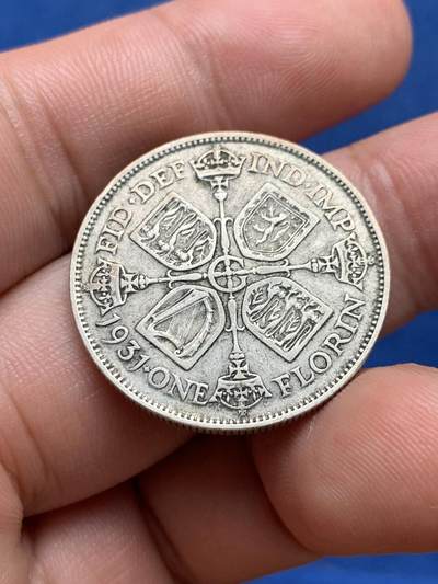 《竞宝斋》第406场 周日，周一，2场连拍 （全场包邮） 英国1931年乔治五世1福林银币