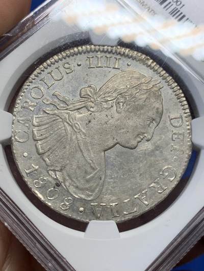 《竞宝斋》第406场 周日，周一，2场连拍 （全场包邮） NGC MS61 1808过渡年份 西属墨西哥卡四8里亚尔双柱 细节深打底板丝滑略呈镜面 盒子左侧有一小缺