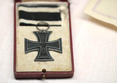大猫徽章拍卖 第275期 德国一战二铁带证书