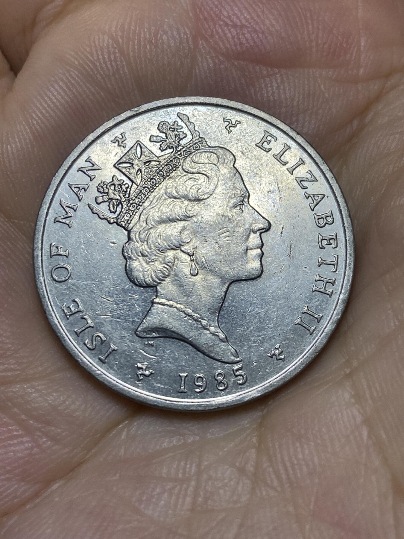 2025年第七十二场(总第九十八场）外国好品散币(免佣金) 英属马恩岛🇮🇲1985年10便士(伊丽莎白二世中年高冠，第五套首发年仅发行3年，PM AA)