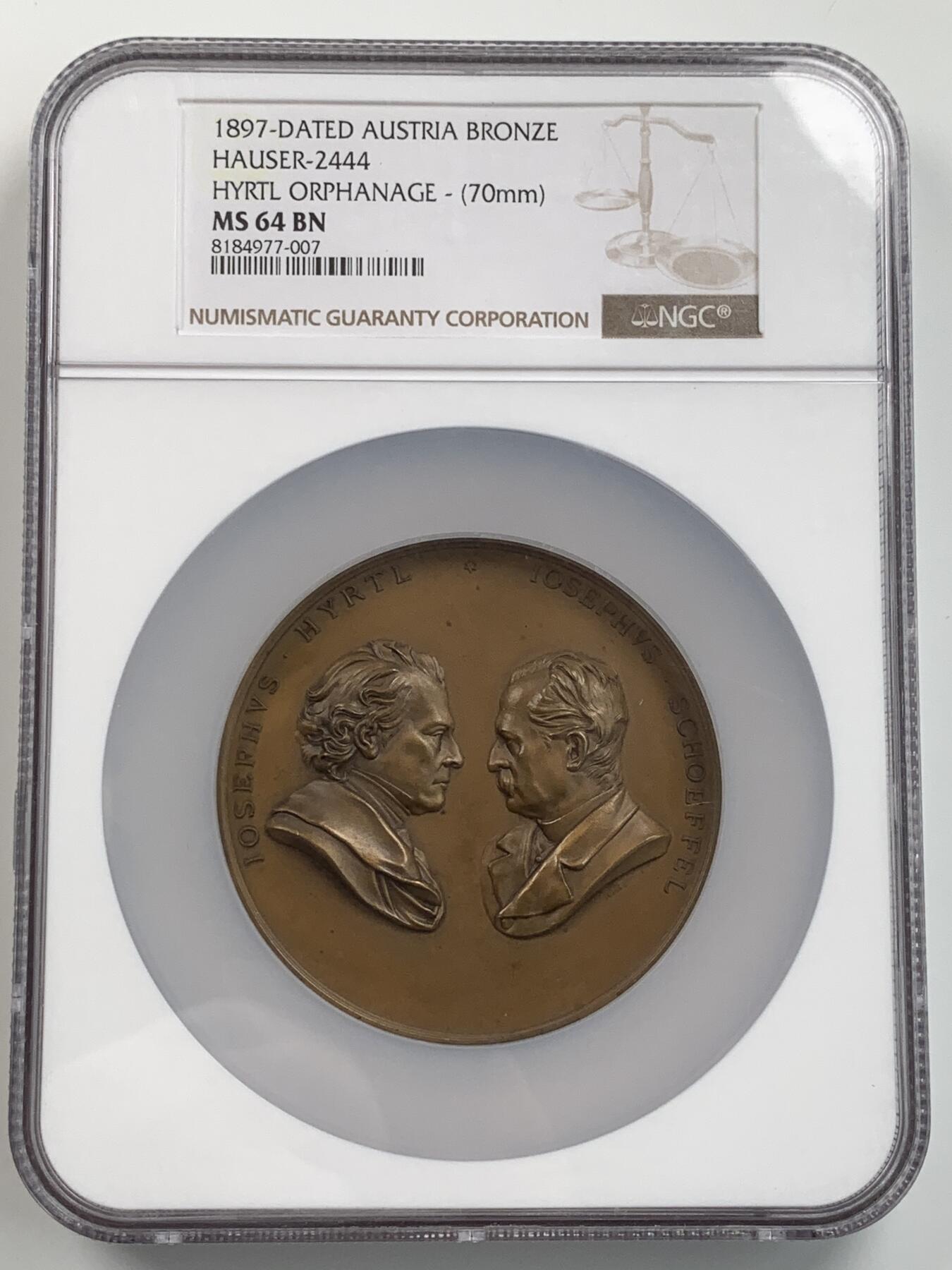 掌中浮雕-藏着的欧洲第032场 NGC MS64 : 1891年奥地利海特尔孤儿院铜章，Jauner雕刻，正面人物解剖学家Joseph Hyrtl（1810-1894），和维也纳基金会的Josef Schöffel ，70mm