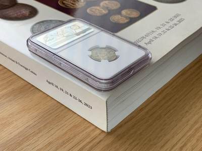 《竞宝斋》第406场 周日，周一，2场连拍 （全场包邮） SBP 香港拍卖目录 大开本 包含中西方精品钱币 精美印刷 重达2.2公斤